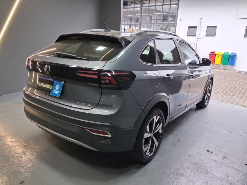 volkswagen nivus 1.0 200 tsi total flex highline automatico 4p 20244