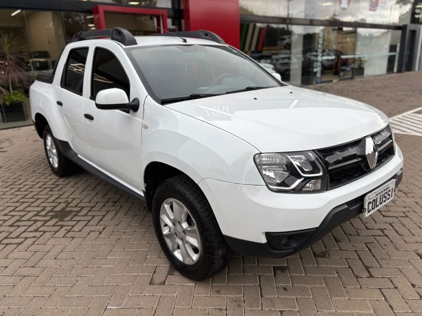 renault duster oroch 1.6 16v flex expression 4p manual 2017 renault duster oroch 1.6 16v flex expression 4p manual 2017