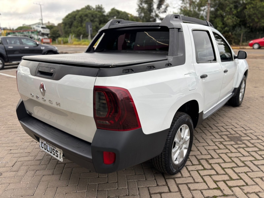 renault duster oroch 1.6 16v flex expression 4p manual 2017 renault duster oroch 1.6 16v flex expression 4p manual 2017