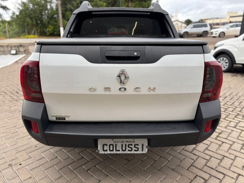 renault duster oroch 1.6 16v flex expression 4p manual 2017 renault duster oroch 1.6 16v flex expression 4p manual 2017
