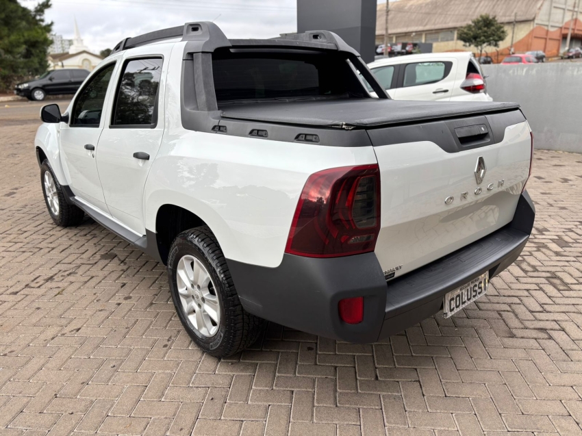 renault duster oroch 1.6 16v flex expression 4p manual 2017 renault duster oroch 1.6 16v flex expression 4p manual 2017