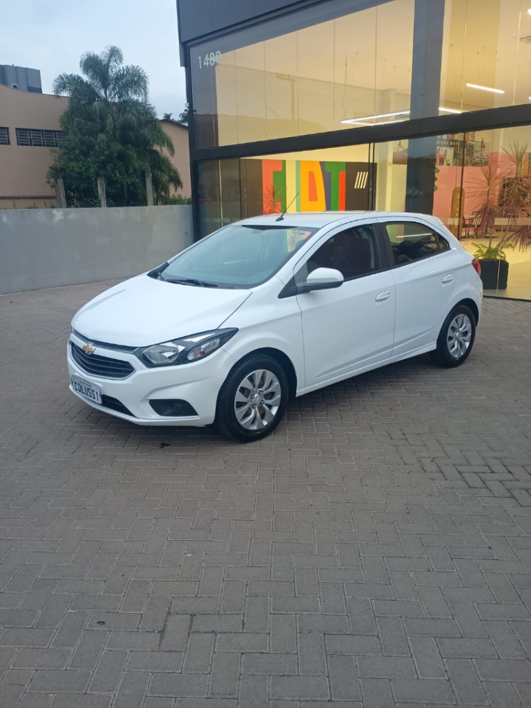 chevrolet onix 1.4 mpfi lt 8v flex 4p automatico 2018 chevrolet onix 1.4 mpfi lt 8v flex 4p automatico 2018