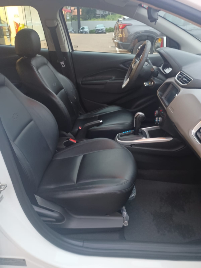 chevrolet onix 1.4 mpfi lt 8v flex 4p automatico 2018 chevrolet onix 1.4 mpfi lt 8v flex 4p automatico 2018