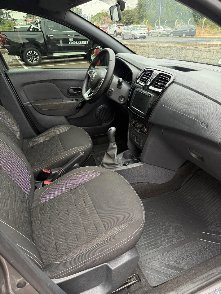 renault sandero 1.0 12v sce flex stepway zen manual 4p 2024 renault sandero 1.0 12v sce flex stepway zen manual 4p 2024