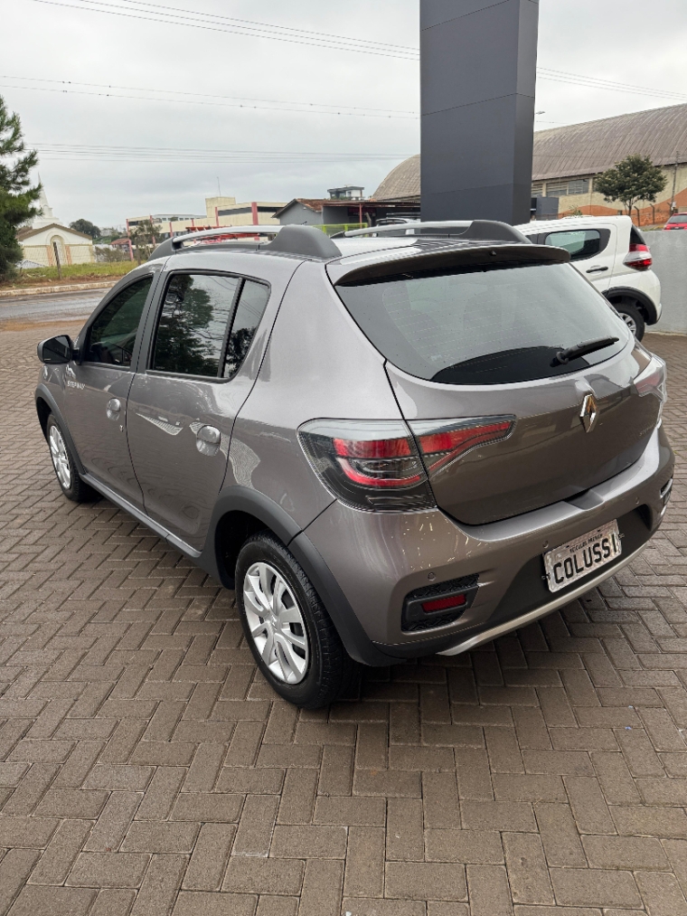 renault sandero 1.0 12v sce flex stepway zen manual 4p 2024 renault sandero 1.0 12v sce flex stepway zen manual 4p 2024