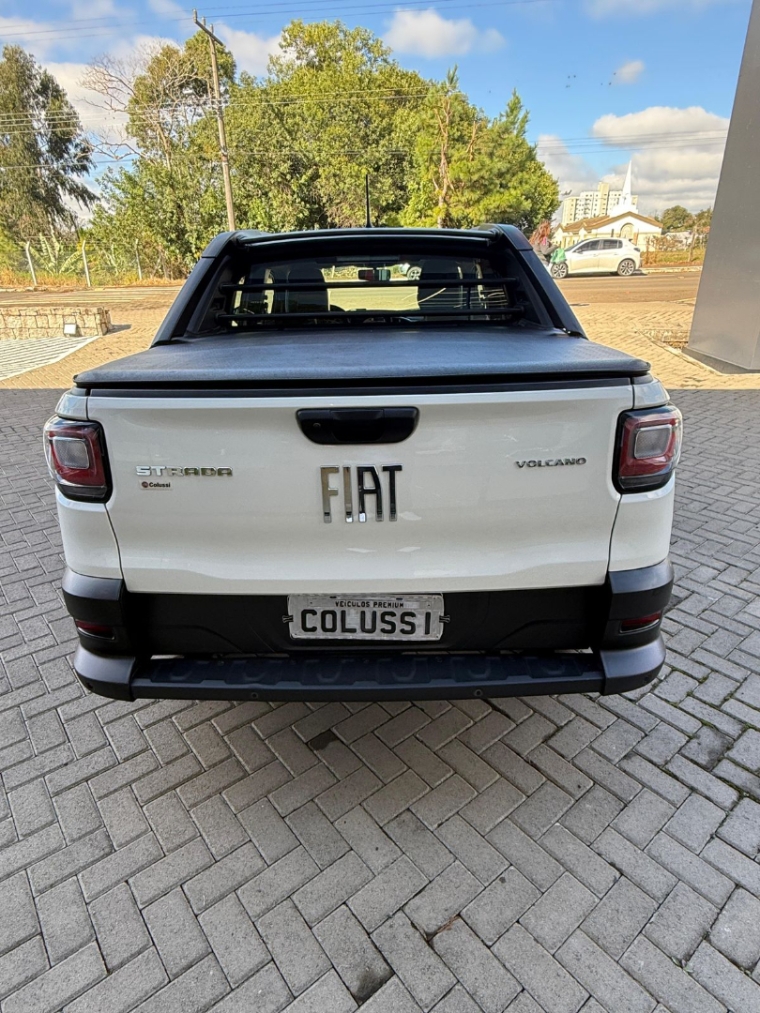 fiat strada 1.3 firefly flex volcano cd manual 4p 2022 fiat strada 1.3 firefly flex volcano cd manual 4p 2022