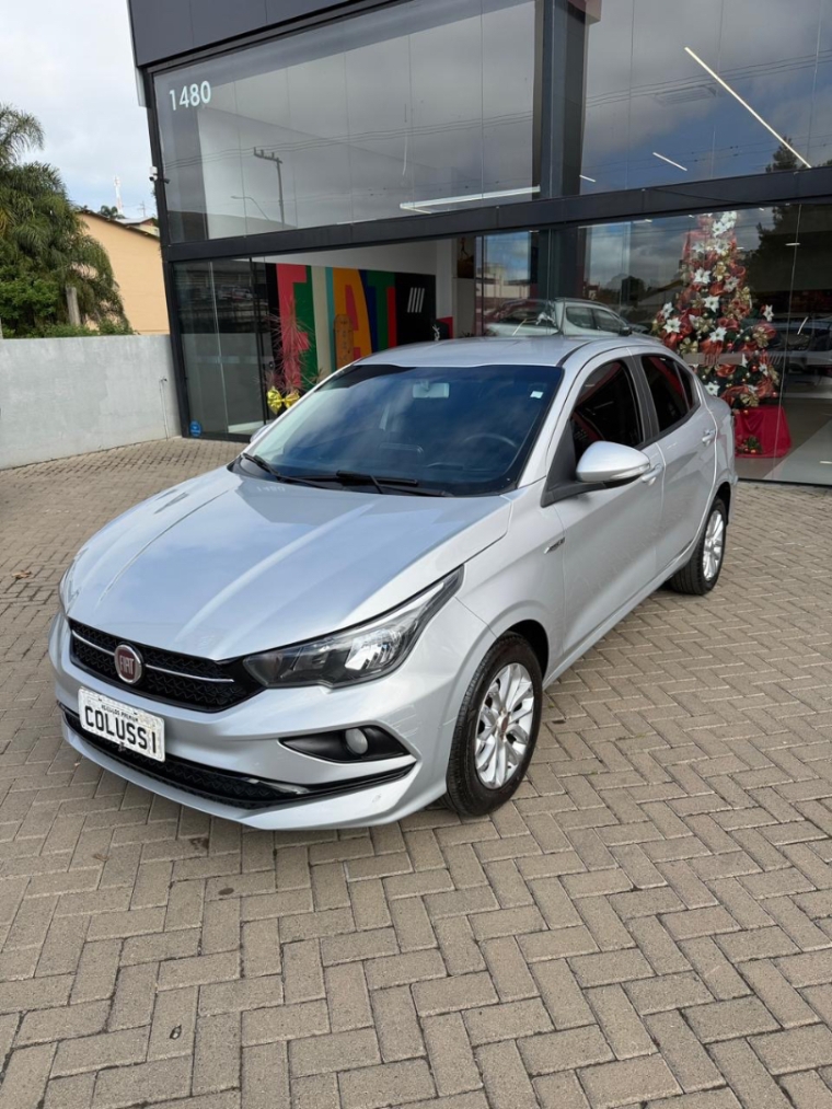 fiat cronos 1.3 firefly flex drive gsr 4p automatico 2019