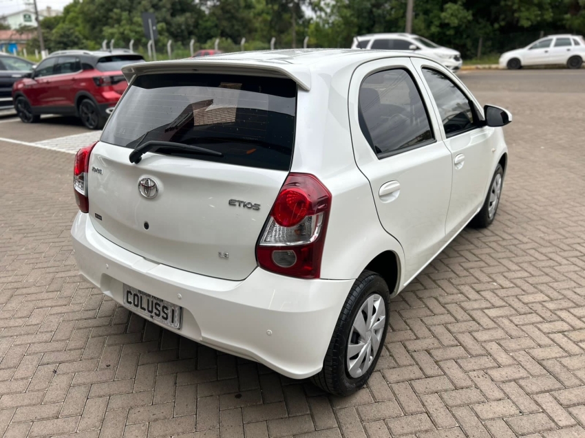 toyota etios 1.3 x 16v flex 4p manual 20202