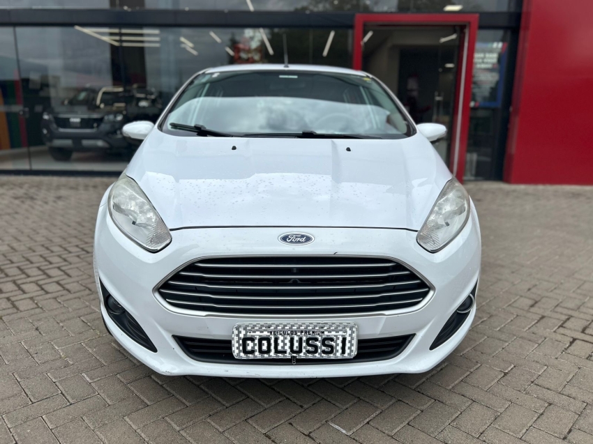 ford fiesta 1.6 se hatch 16v flex 4p powershift automatico 20142