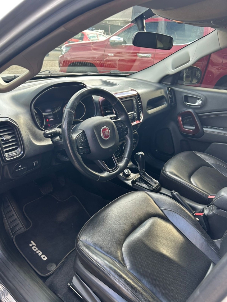 fiat toro 2.0 16v turbo diesel freedom 4wd at9 4p automatico 20197