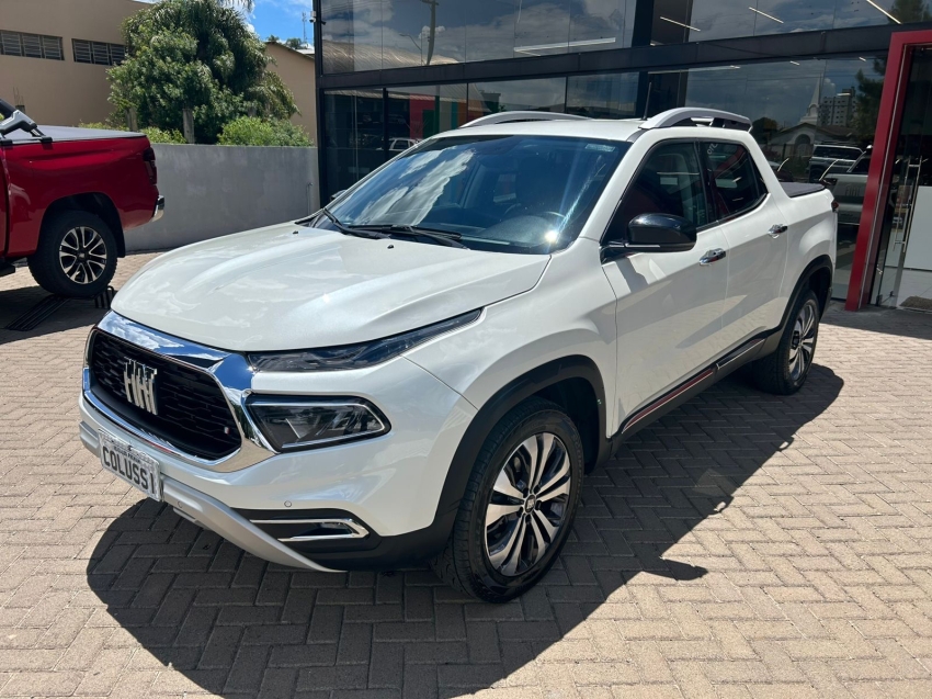 fiat toro 2.0 16v turbo diesel volcano 4wd at9 4p automatico 2024