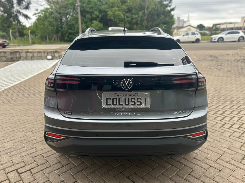volkswagen nivus 1.0 200 tsi total flex comfortline automatico 4p 20234