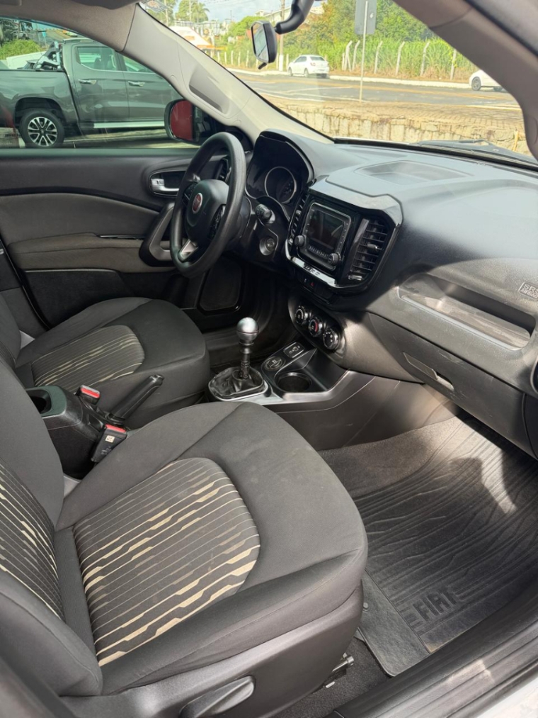 fiat toro 2.0 16v turbo diesel freedom manual 4p 20176