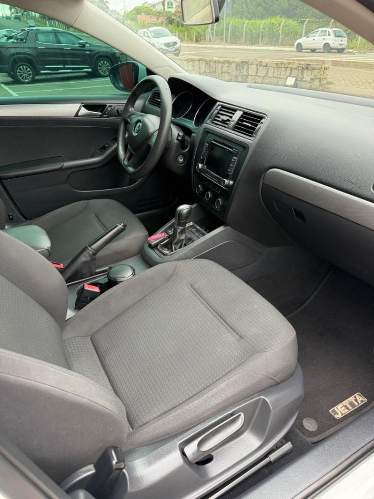 volkswagen jetta 2.0 trendline flex 4p tiptronic automatico 20158