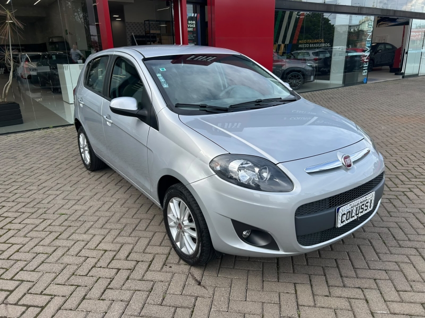 fiat palio 1.6 mpi essence 16v flex 4p manual 5p 20152