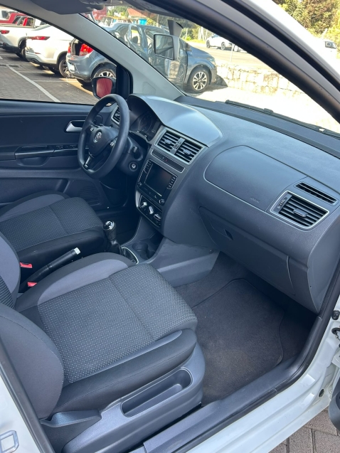 volkswagen fox 1.6 msi total flex connect 4p manual 5p 20206