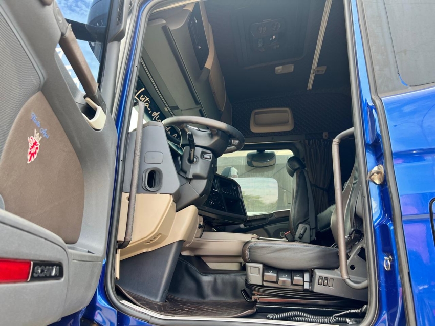 scania r 440 6x2 highline
