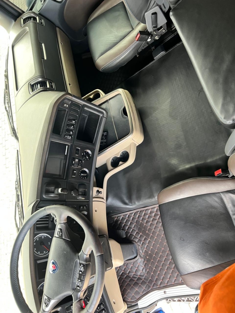 scania r 440 6x2 highline