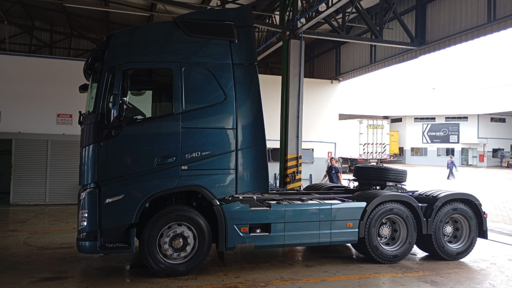fh 540 6x4 2023/2024
