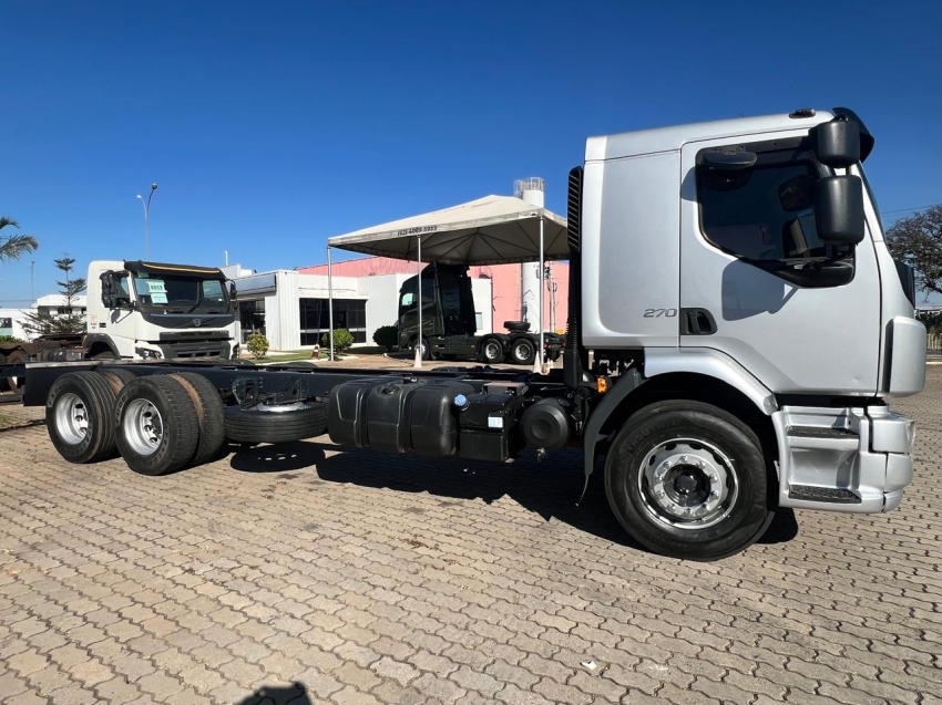 volvo vm 270 6x2 2018/2019