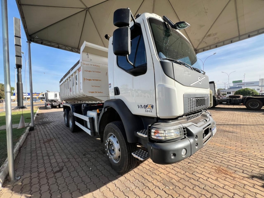 volvo vm 360 6x4 2023/2024 volvo vm 360 6x4 2023/2024
