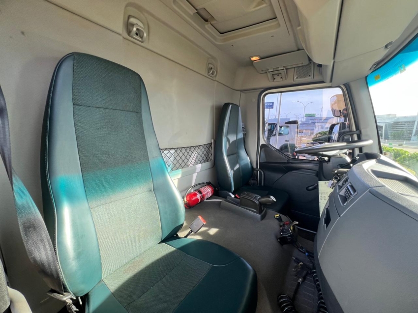 volvo vm 360 6x4 2023/2024