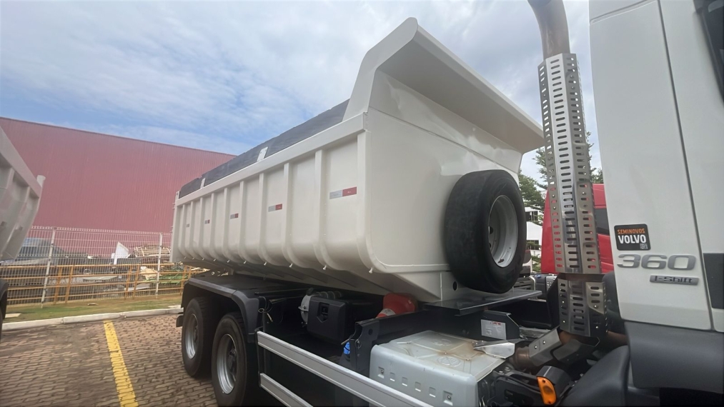 volvo vmx 360 6x4 2023/20243