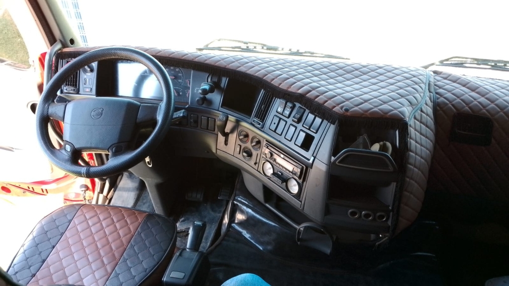 volvo fh 460 6x2 201315