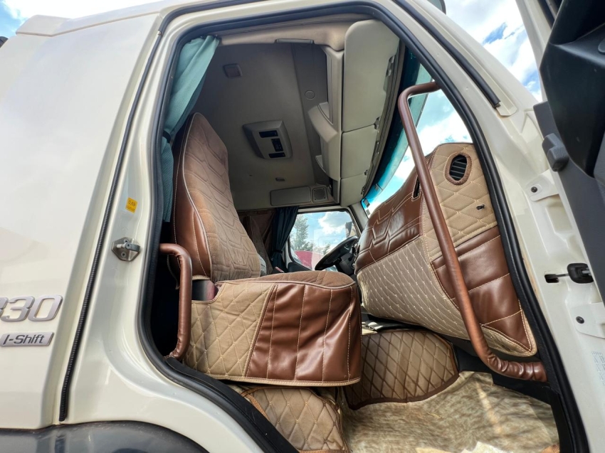 volvo vm 330 6x4 202218