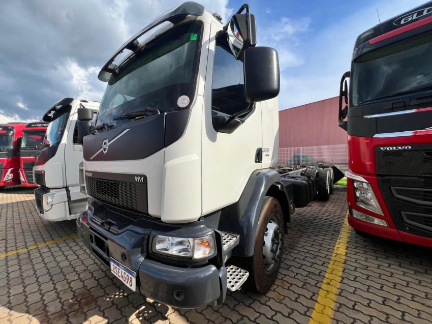 volvo vm 330 6x4 2022