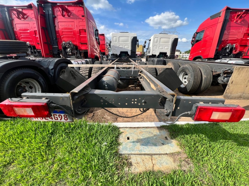 volvo vm 330 6x4 20224