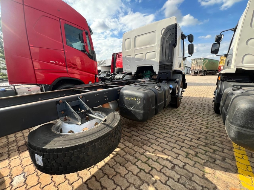 volvo vm 330 6x4 20223