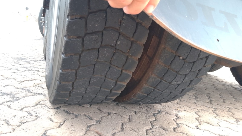 volvo fh 540 6x4 lc hslp diesel 2p automatico 202411