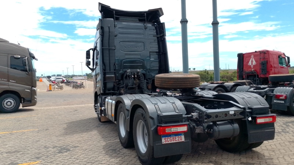 volvo fh 540 6x4 lc hslp diesel 2p automatico 20243