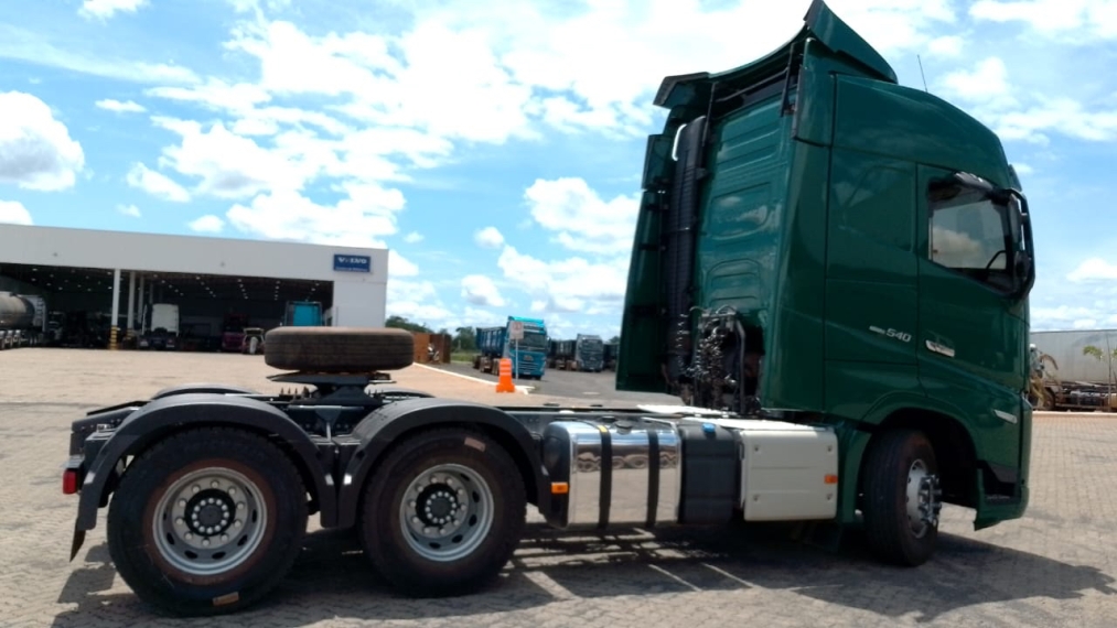 volvo fh 540 6x4 lc diesel 2p automatico 20242