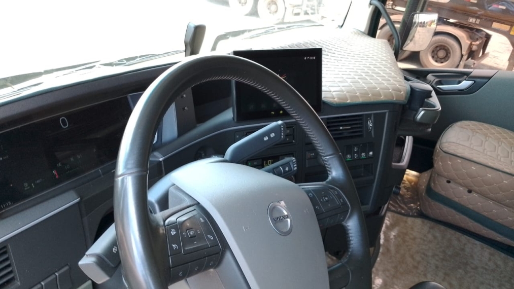 volvo fh 540 6x4 lc diesel 2p automatico 202410