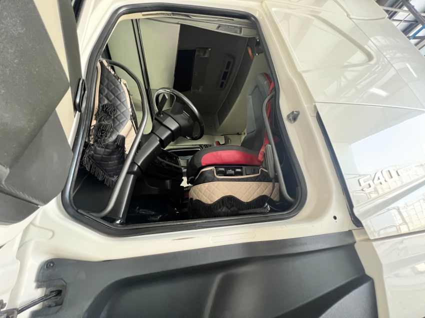 volvo fh540 lc hslp 6x4t susp ar17