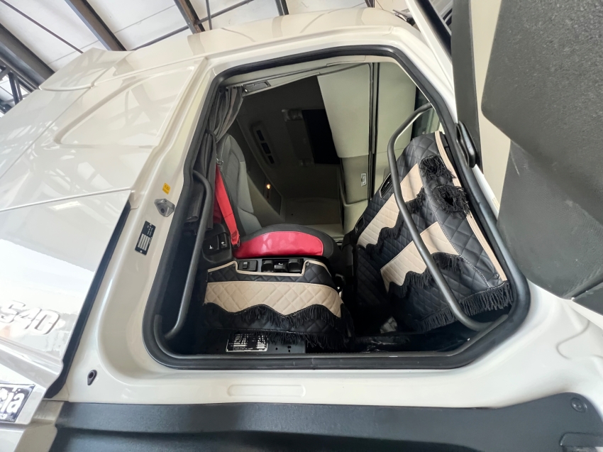 volvo fh540 lc hslp 6x4t susp ar23