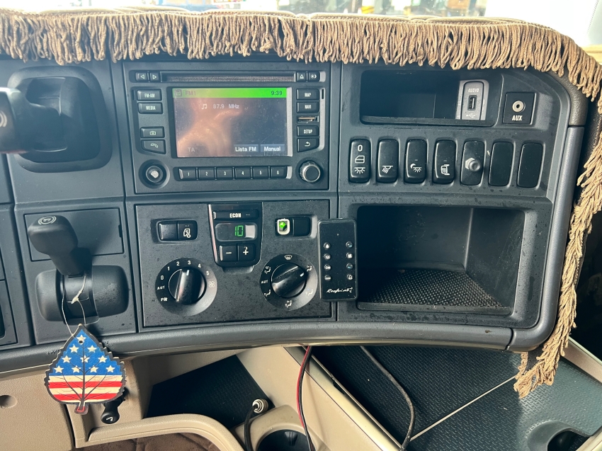 scania r440 a6x4t streamline18