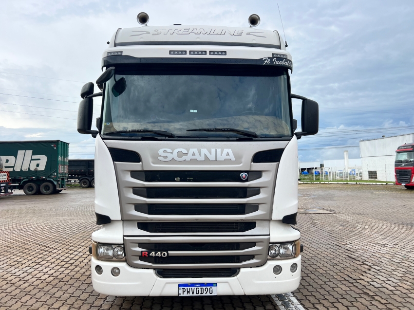 scania r440 a6x4t streamline