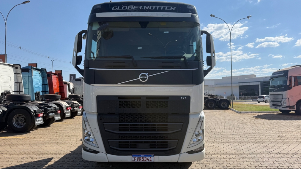 volvo fh540 sc hslp 6x4t 2023 branco0