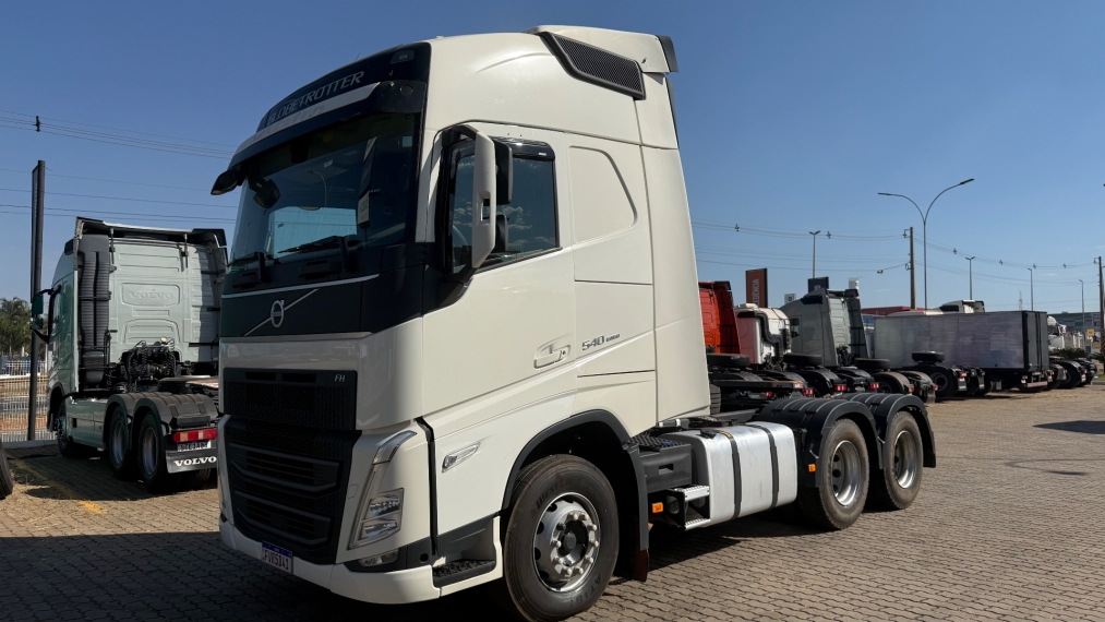 volvo fh540 sc hslp 6x4t 2023 branco1