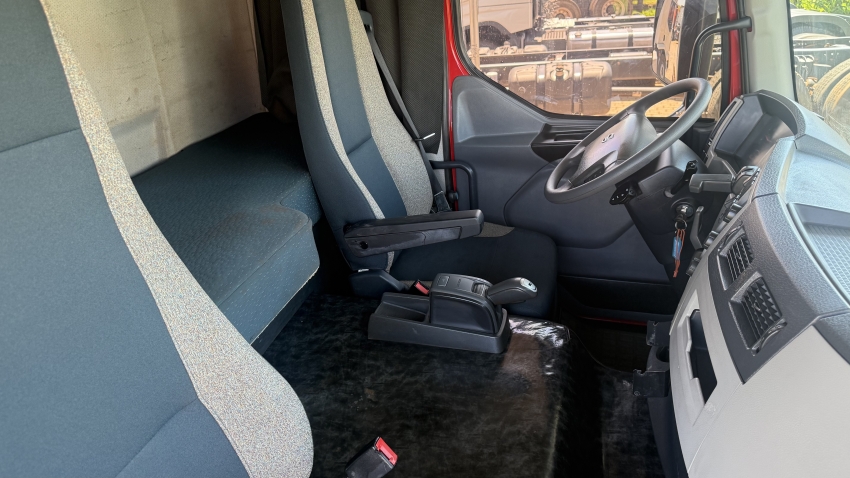 volvo vm330 lx l2h1 4x2t 2021/202111