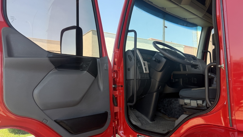 volvo vm330 lx l2h1 4x2t 2021/202112