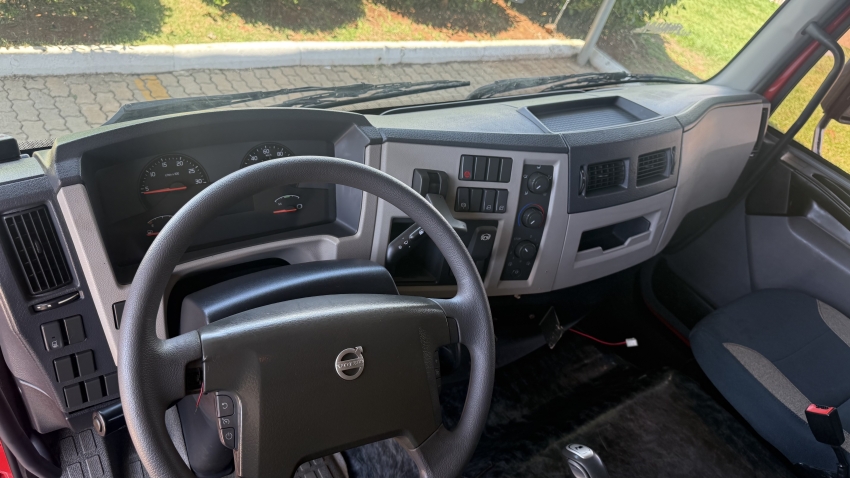 volvo vm330 lx l2h1 4x2t 2021/202116