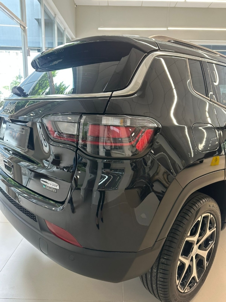 jeep compass 1.3 t270 turbo flex longitude at6 2025 jeep compass 1.3 t270 turbo flex longitude at6 2025