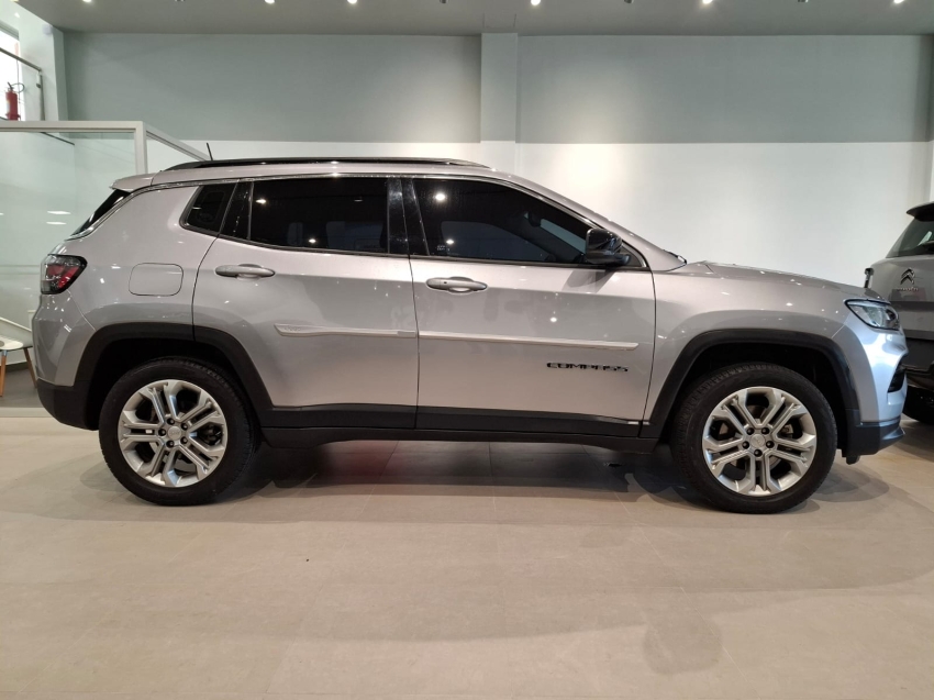 jeep compass 1.3 t270 turbo flex longitude at6 4p automatico 2022 jeep compass 1.3 t270 turbo flex longitude at6 4p automatico 2022