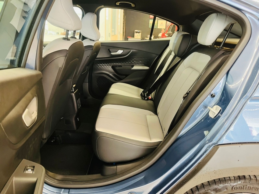 fiat fastback 1.0 turbo 200 impetus hybrid cvt hibrido 4p automatico 2025 fiat fastback 1.0 turbo 200 impetus hybrid cvt hibrido 4p automatico 2025