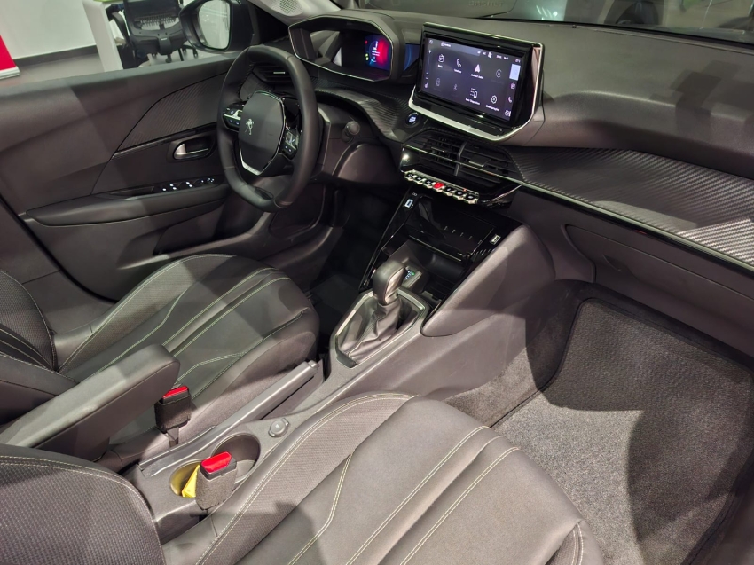 peugeot 208 1.0 turbo 200 flex griffe cvt 4p automatico 2024