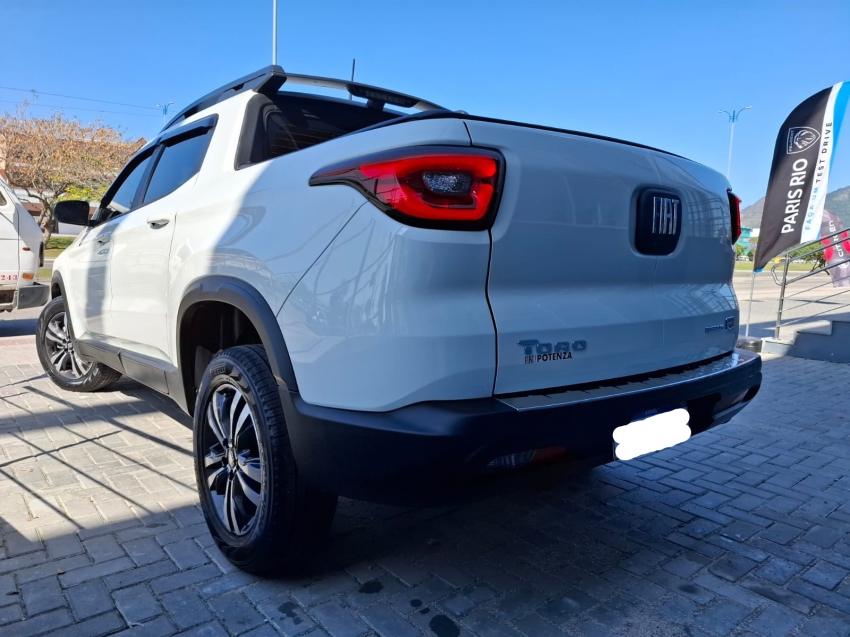 fiat toro 1.3 turbo 270 flex freedom at6 4p automatico 20256